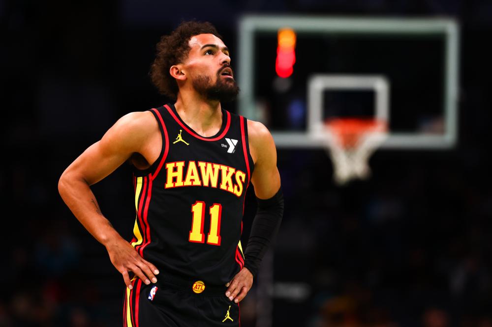 艳妮对记者 艳妮对记者