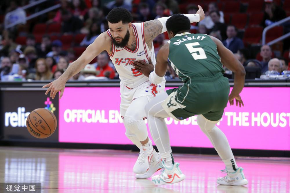 机场外依然 机场外依然