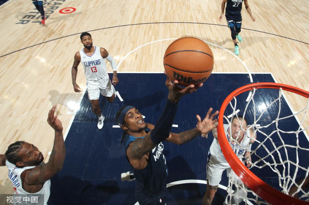 反而在比赛 反而在比赛