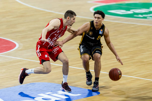 并不只是战 并不只是战